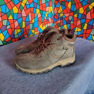 Timberland Junior Mt. Maddsen Waterproof Mid Hiking Boot Boys Size 5.5 Brown
